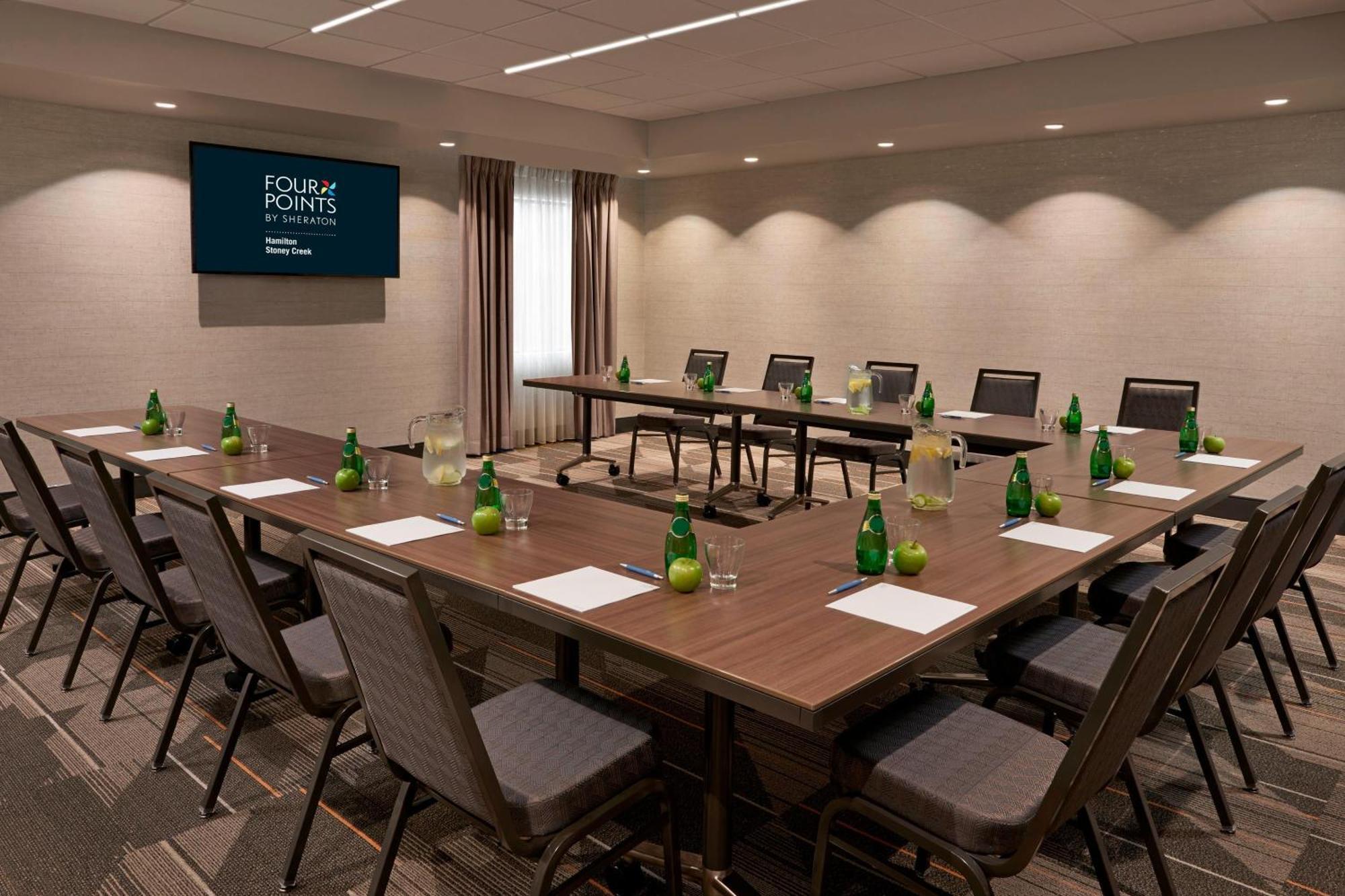 Four Points By Sheraton Hamilton - Stoney Creek Zewnętrze zdjęcie