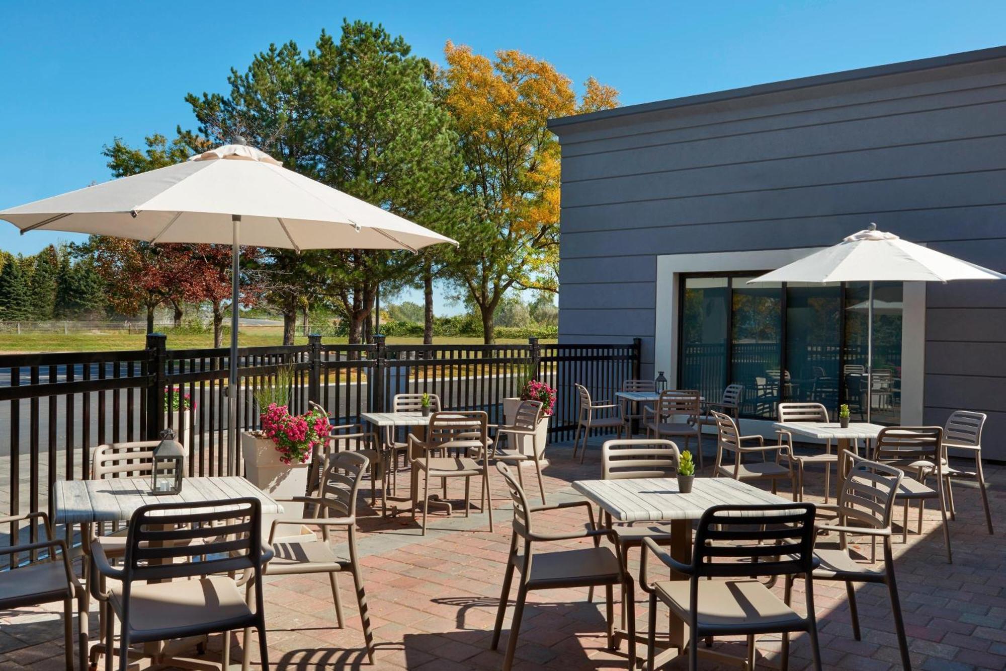 Four Points By Sheraton Hamilton - Stoney Creek Zewnętrze zdjęcie